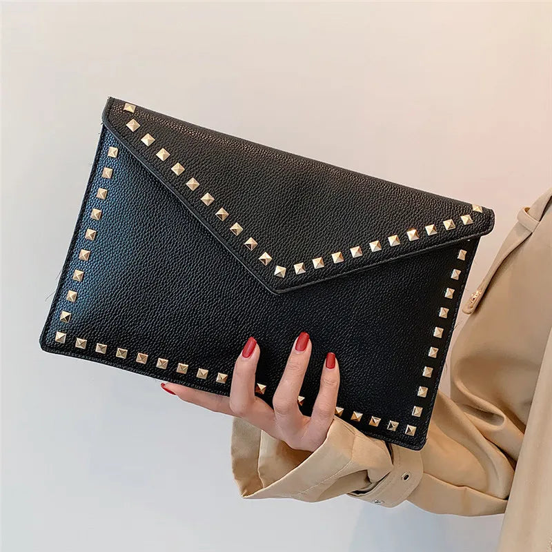 Milano Rivet Clutch