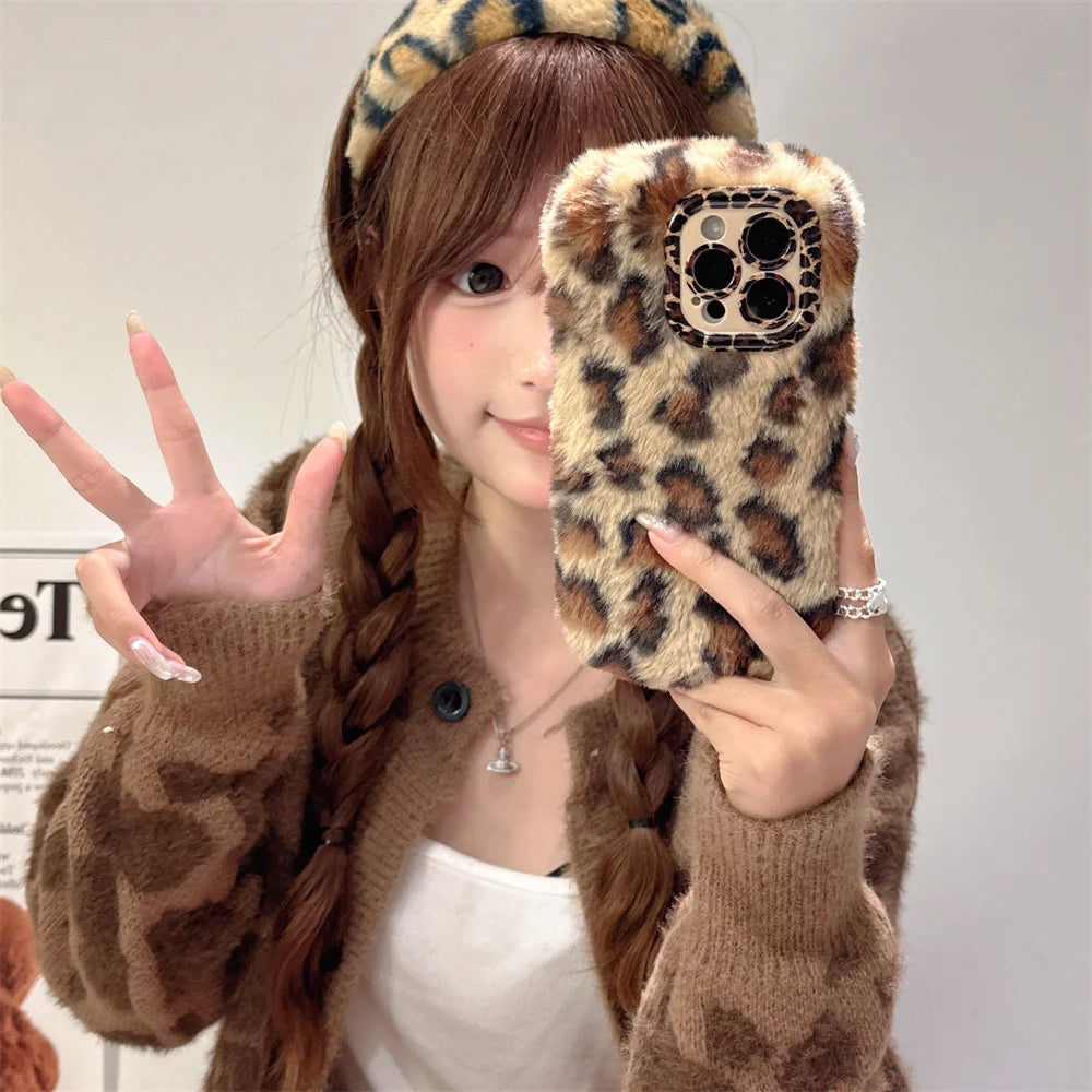 WildFluff Leopard Case